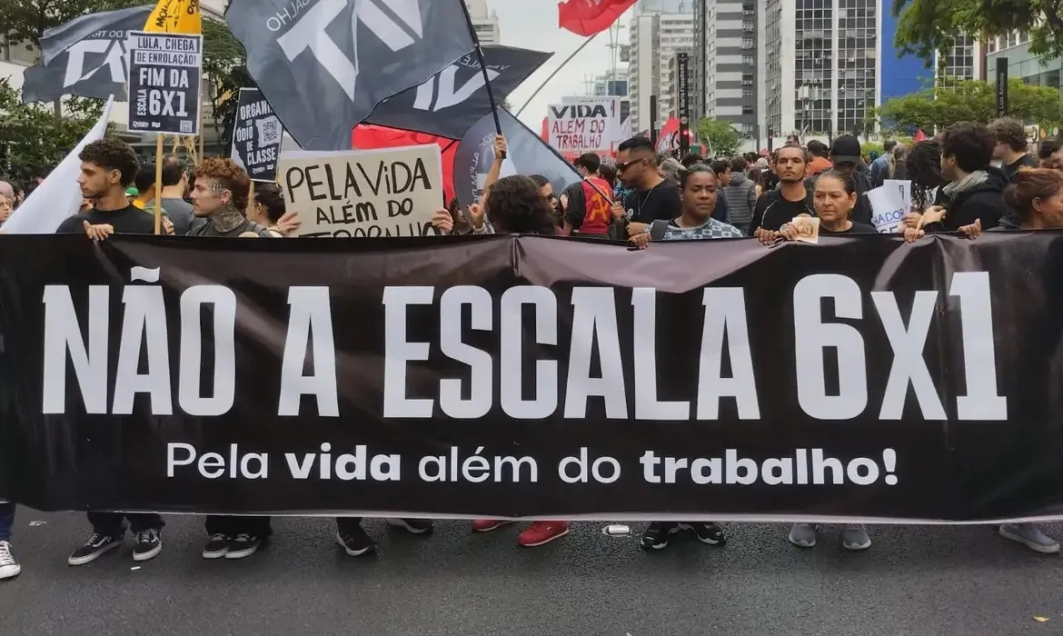 Artigo ‘Sempre na Luta’ 004/2026: Aprovado o fim da escala 6x1: defender o descanso é defender a dignidade de quem trabalha Artigo ‘Sempre na Luta’ 004/2026: Aprovado o fim da escala 6x1: defender o descanso é defender a dignidade de quem trabalha